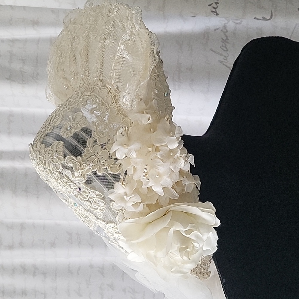 Vintage wedding hat